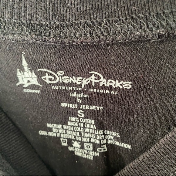 Walt Disney World Spirit Jersey Sequin Black Silver size Small - Picture 3 of 9